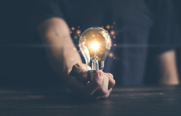 智能汽车行驶动力学建模与多目标优化控制技术(关于智能汽车行驶动力学建模与多目标优化控制技术的简介)